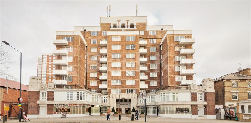 			2 Bedroom, 1 bath, 1 reception Flat			 The Grampians, Shepherds Bush Road, SHEPHERDS BUSH